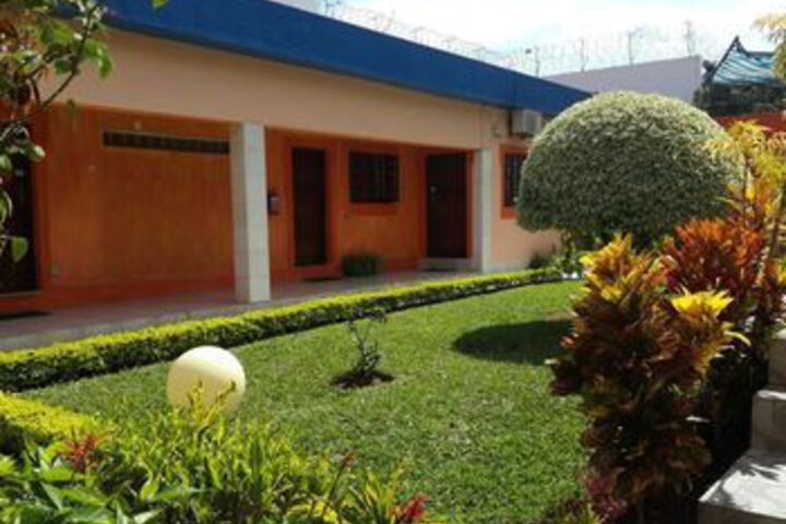 Hotel Exterior 4 of 20