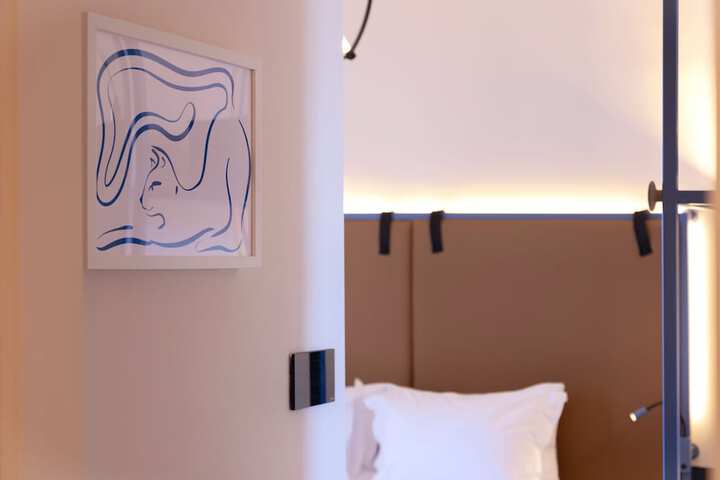 Room 35 of 85