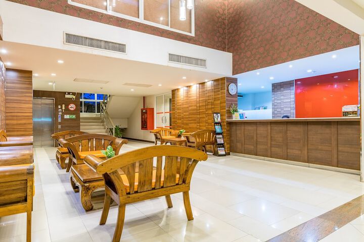 Hotel Lobby