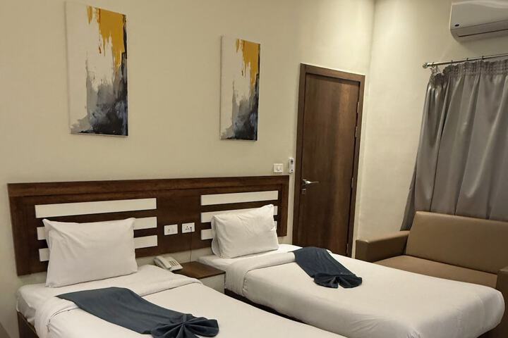 Room 19 of 43