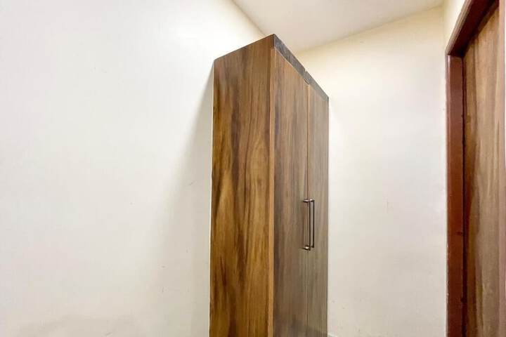 Room 35 of 42