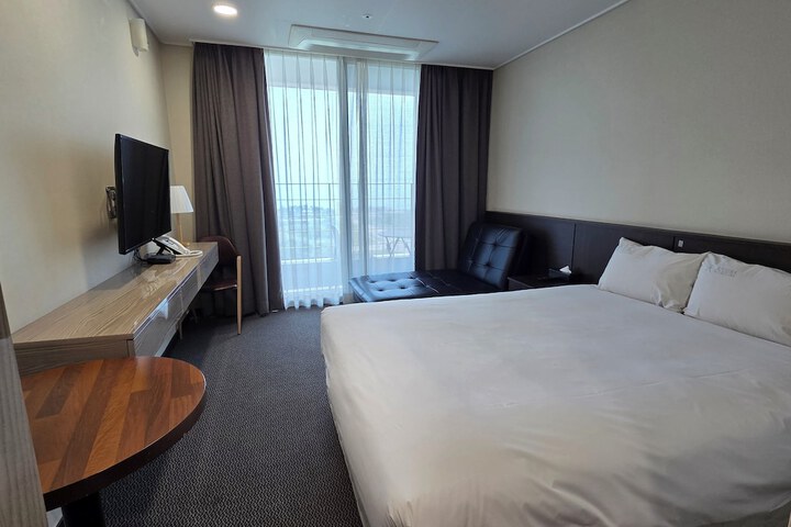 Riviera Hotel Yeongjong