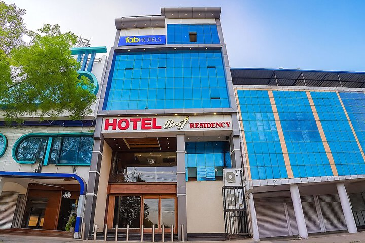 FabHotel Brij Residency Vidya Nagar