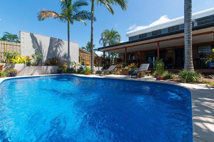 Pool 17 of 22