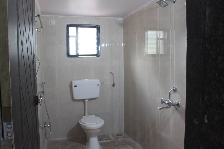 Room 45 of 158