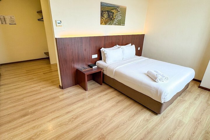 Room 3 of 13