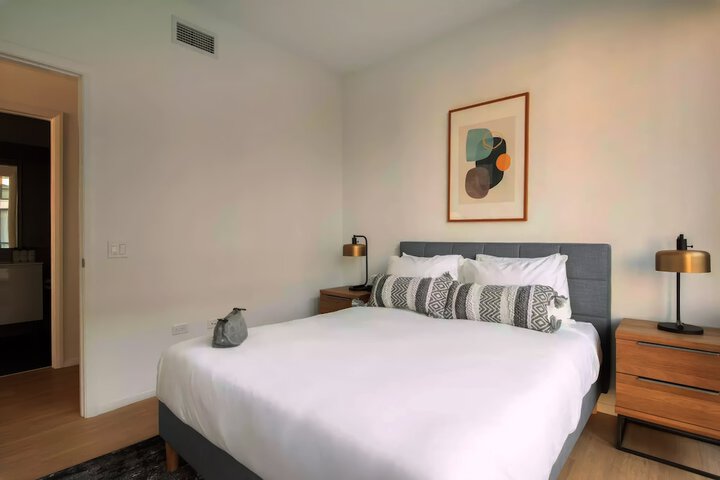 Room 12 of 46