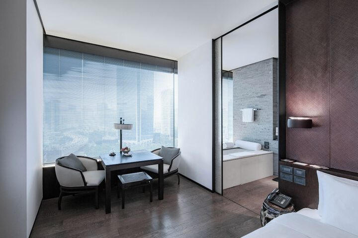 Room 48 of 141