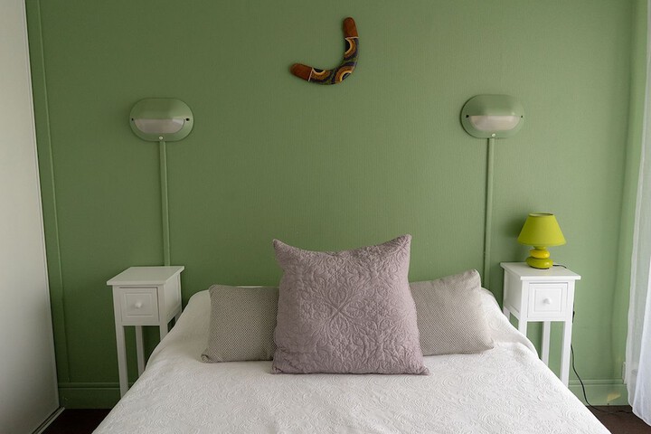 Room 12 of 25