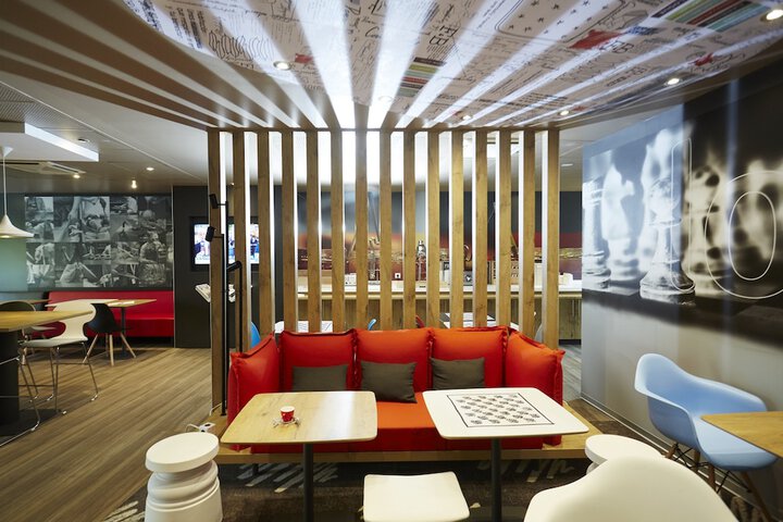 Cafe