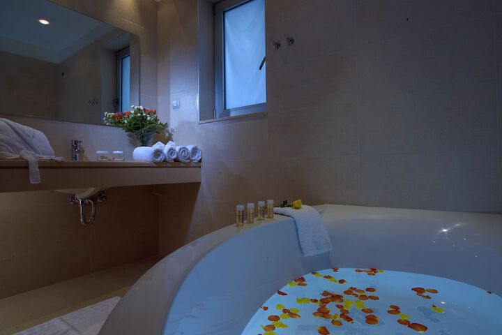 Room 20 of 47