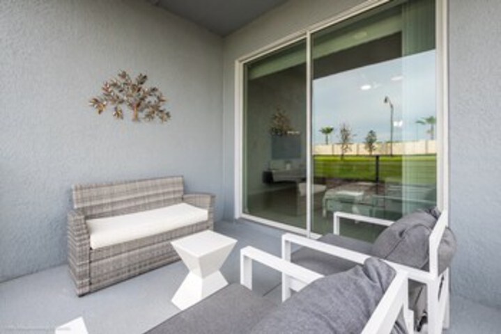 Terrace/Patio 8 of 77