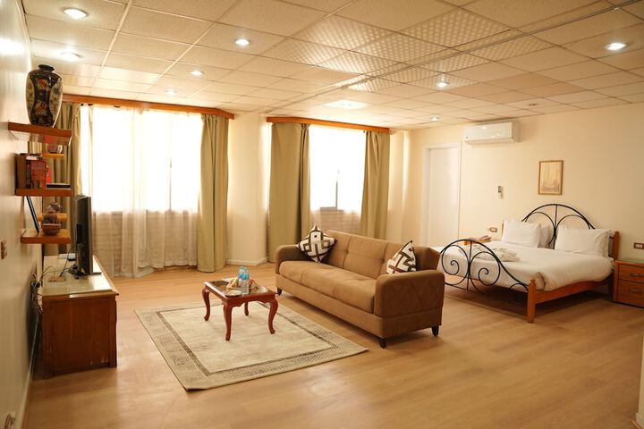 Room 72 of 120