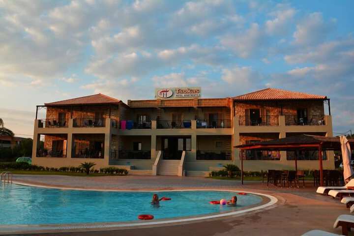 Pool Hotel