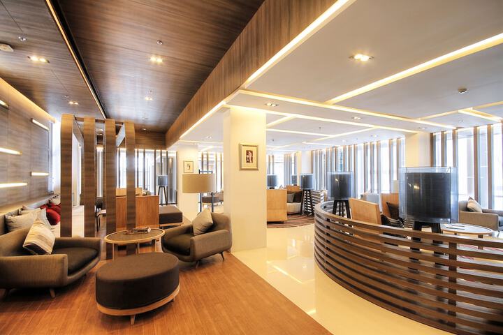 Lobby Entry