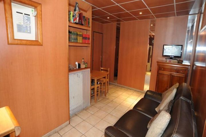 Room 20 of 46