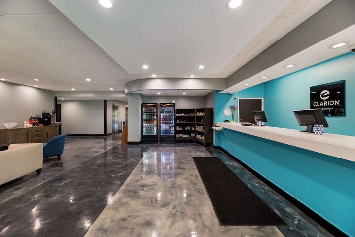 Hotel Interior 4 of 51