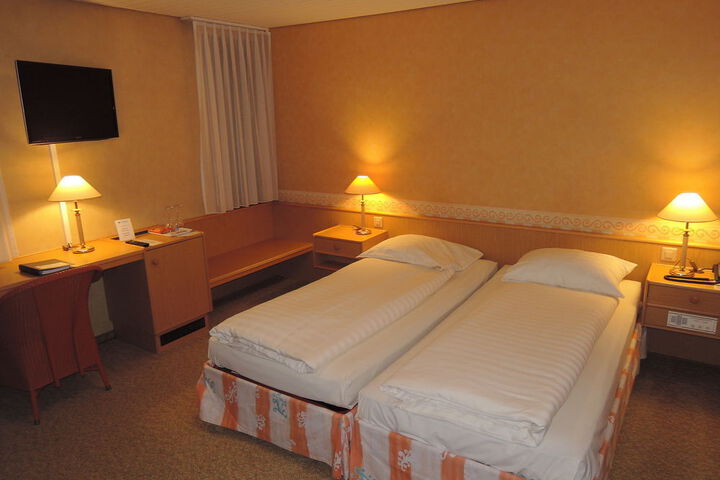 HOTEL LINDE