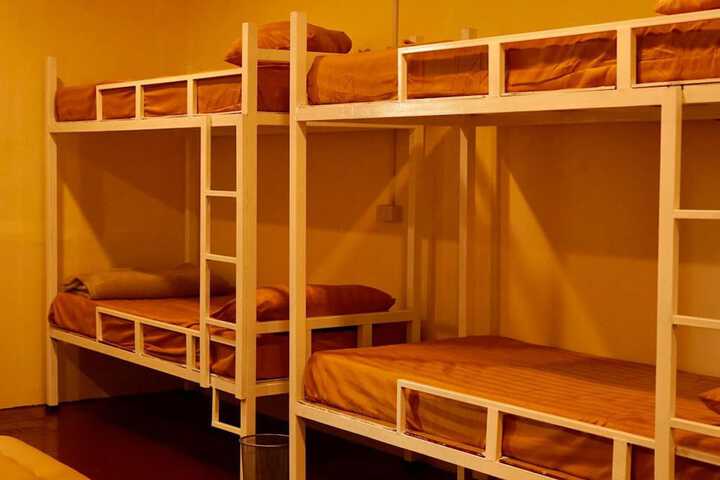 Room 2 of 11