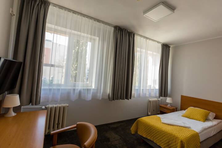 Room 34 of 61
