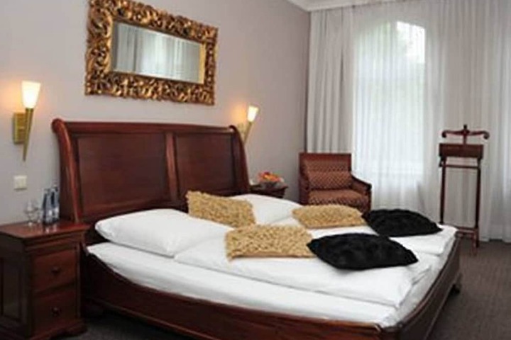 Room 25 of 50