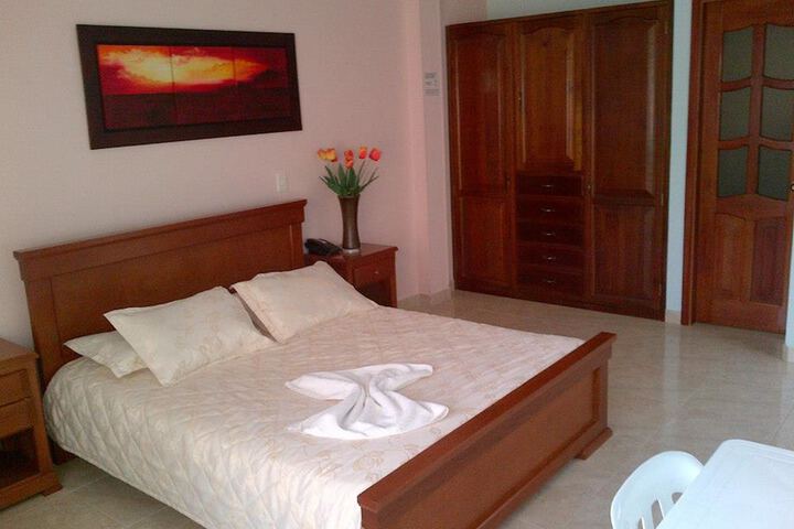 Room 10 of 40
