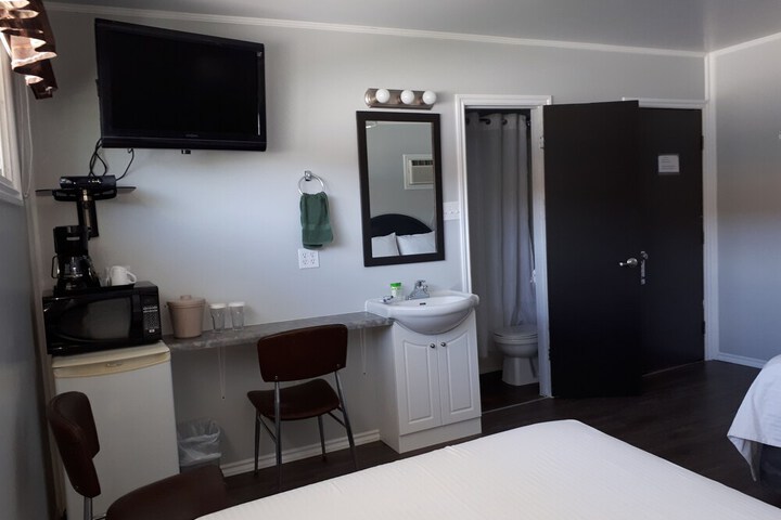 Room 9 of 21