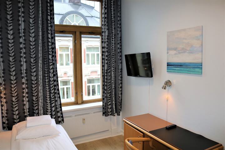 Room 20 of 60