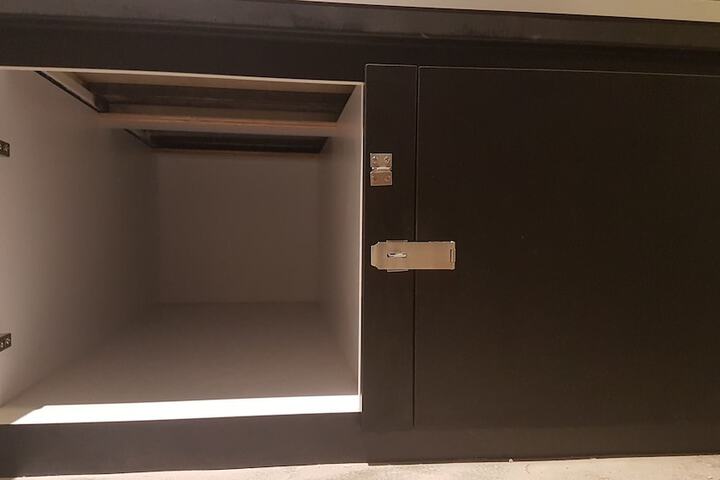 Room 12 of 22