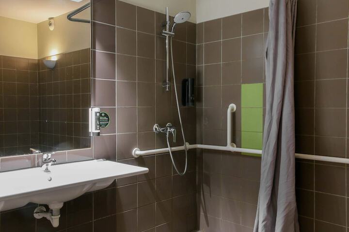 Bath Interior