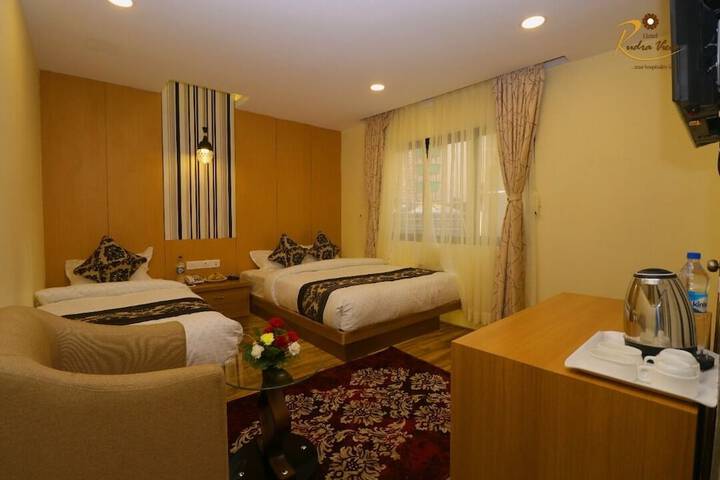 Room 9 of 23