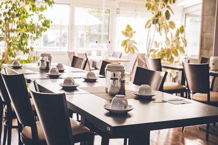 Dining 50 of 57