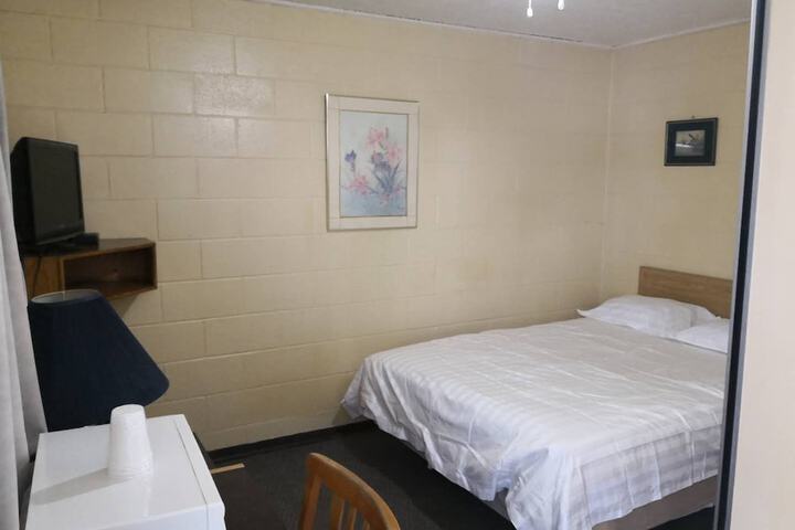 Room 3 of 11