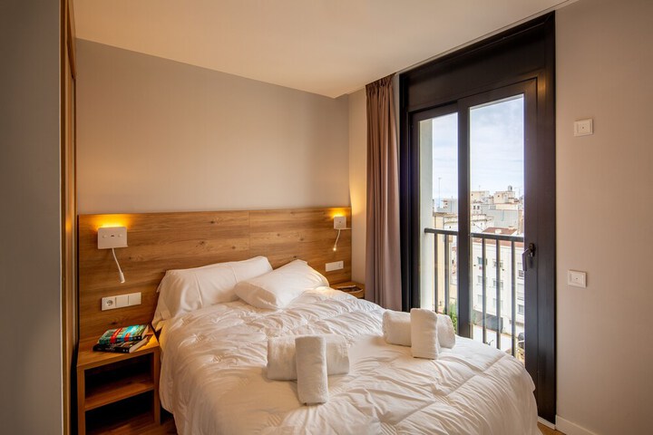 Room 2 of 30