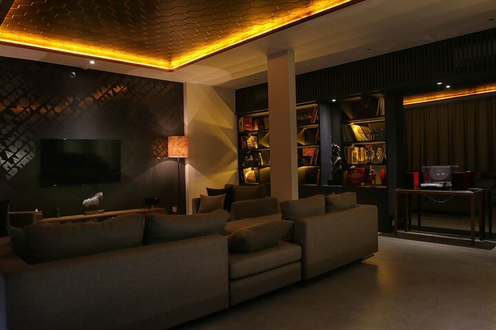 Room 22 of 73