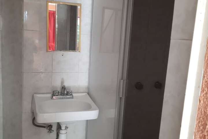 Room 34 of 54