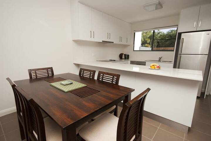 Room 4 of 14