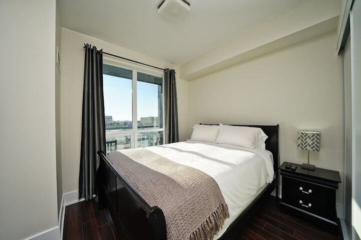 Room 35 of 448