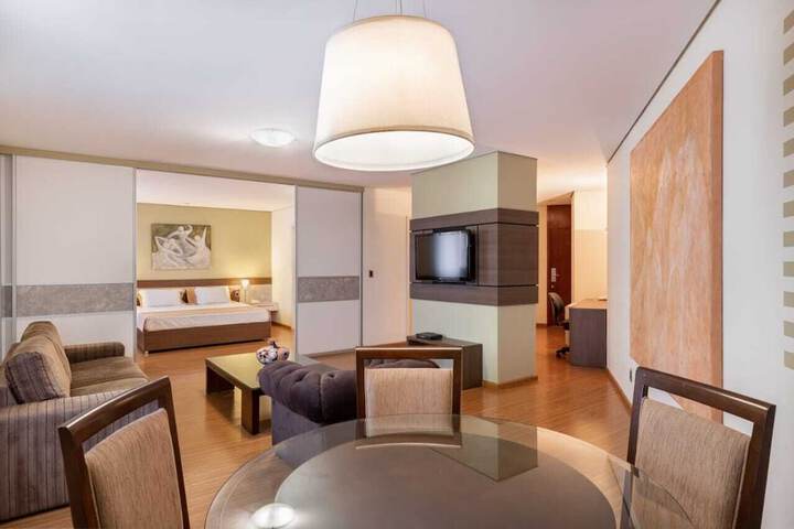 Room 22 of 36