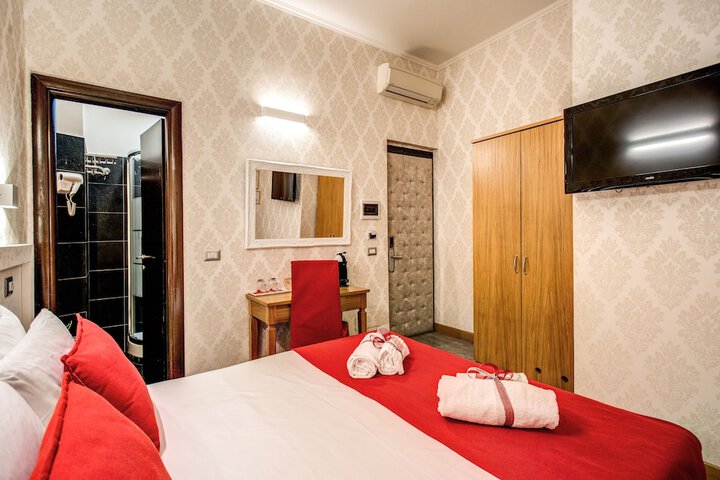 Room 40 of 99