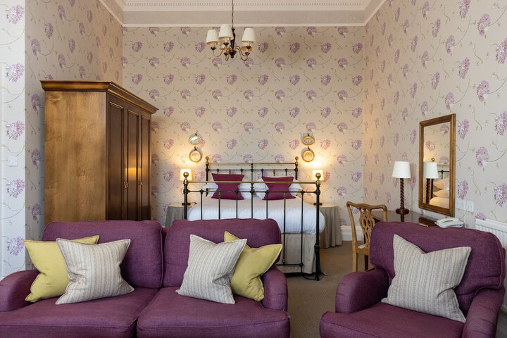Room 45 of 96