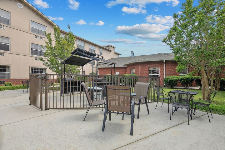 BBQ/picnic area