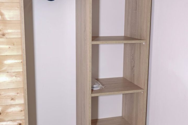 Room 2 of 85