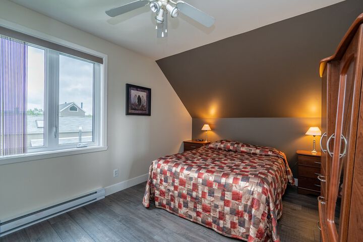 Room 2 of 24