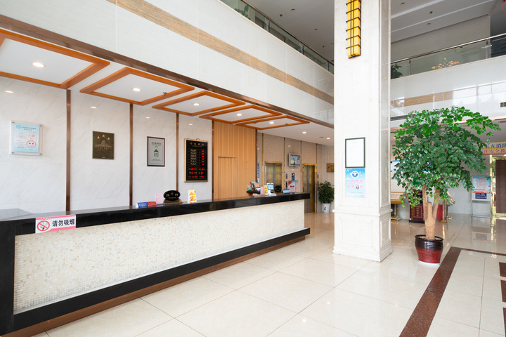 Hotel Interior 9 of 15