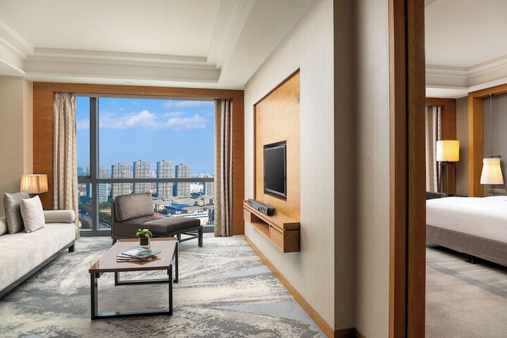 Room 17 of 49