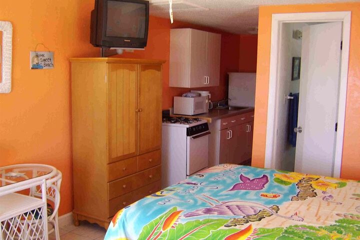 Room 7 of 24