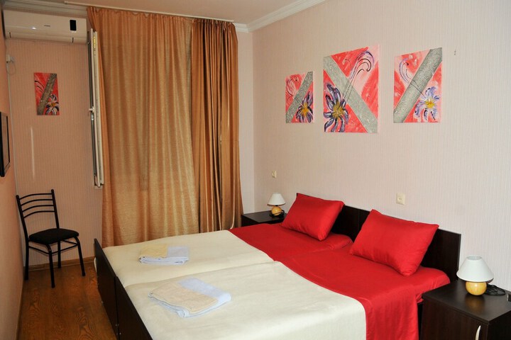 Room 10 of 55