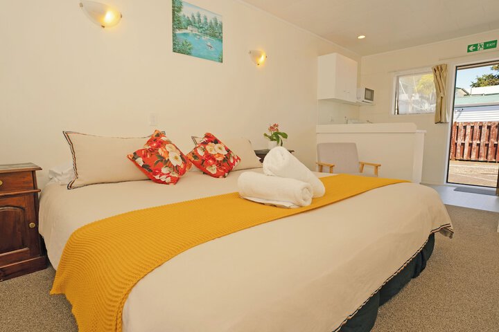 Room 5 of 52