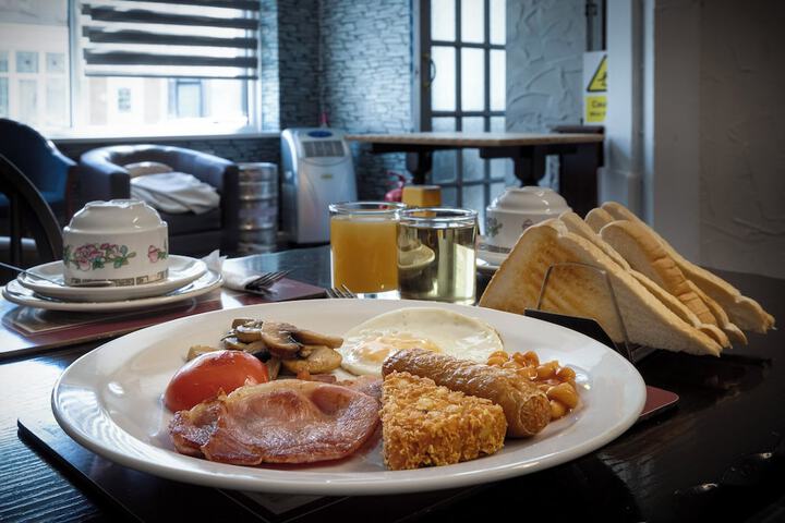 Breakfast/Coffee Service 46 of 47